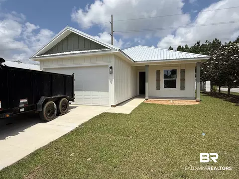 8001 Carmel Cir, Foley, AL 36535