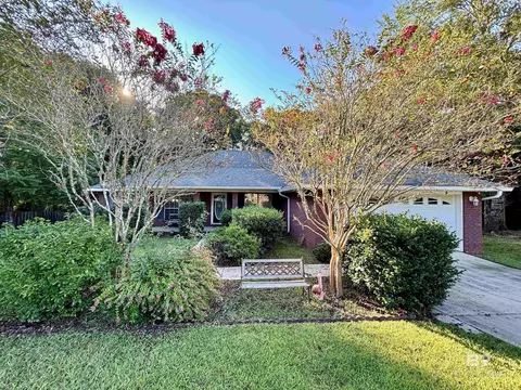 7749 Eagle Creek Dr, Daphne, AL 36526