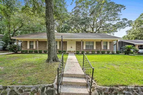 2308 W Lantern Ln, Mobile, AL 36693