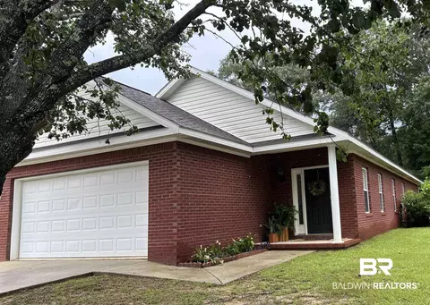 704 Jillian Pl, Bay Minette, AL 36507