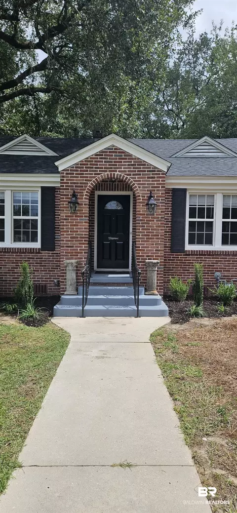 1817 E Maxwell St, Pensacola, FL 32503 photo 2