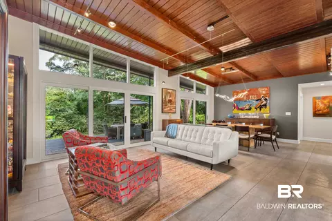 233 Suzanne Cir, Mobile, AL 36608 photo 4