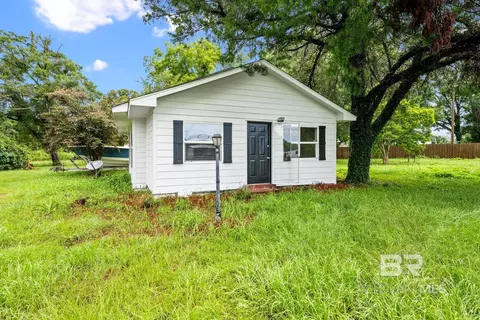 19575 Keller Rd, Foley, AL 36535
