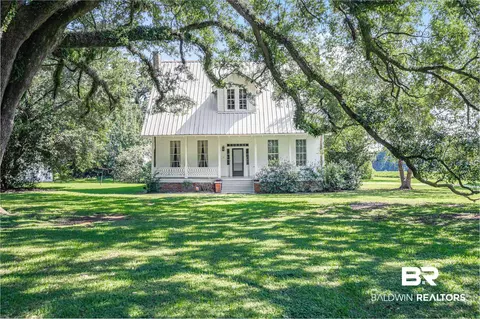 625 Arthur Hall Rd, Atmore, AL 36502