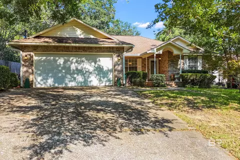 2578 Manuel Dr, Lillian, AL 36549