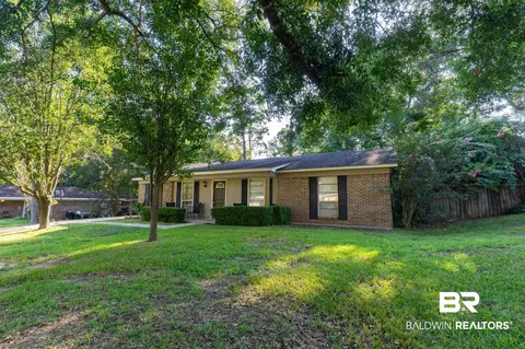 4713 Emerald Dr, Mobile, AL 36619 photo 5