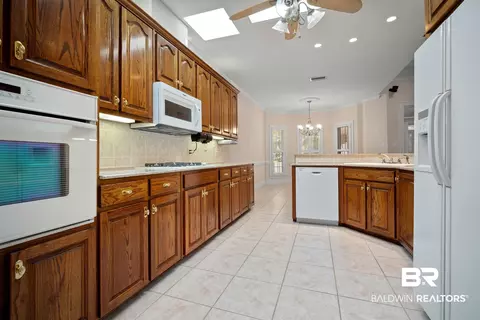 715 Natchez Trail Ct, Mobile, AL 36609 photo 4