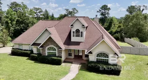 110 Camellia Cir, Flomaton, AL 36441