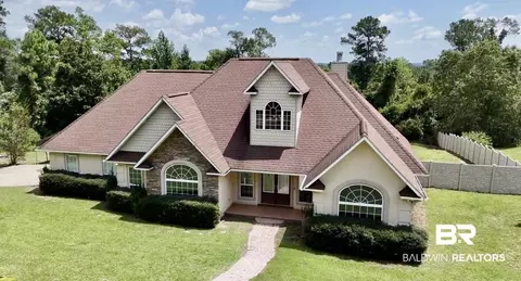 110 Camellia Cir, Flomaton, AL 36441