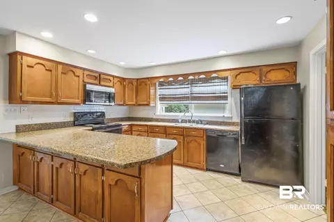755 Sue Ln, Mobile, AL 36693 photo 10