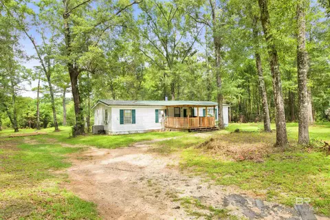 21333 Oak Ridge Dr, Robertsdale, AL 36567