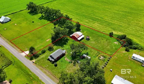 27528 Krehling Rd, Elberta, AL 36530