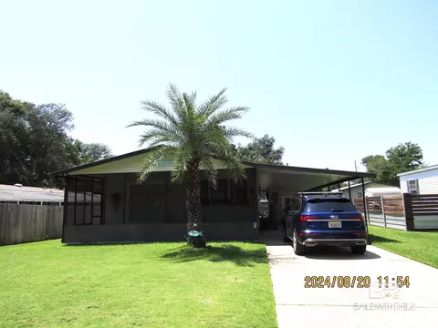 1794 Rico Dr, Lillian, AL 36549