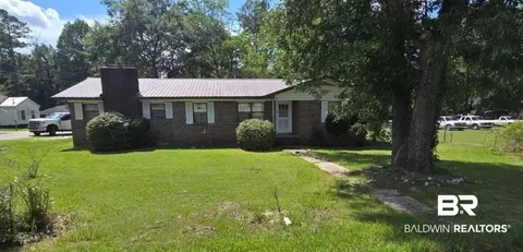 615 Fore Ave, Monroeville, AL 36460