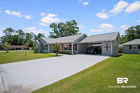 104 E 13th St, Bay Minette, AL 36507