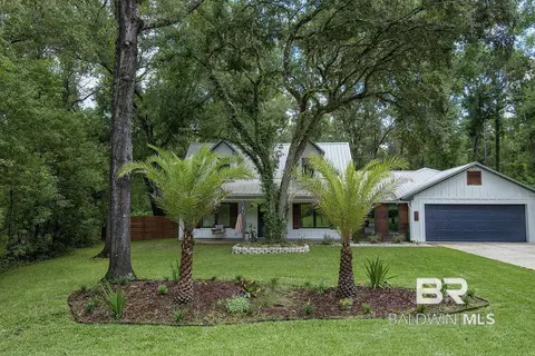 110 Echo Ln, Fairhope, AL 36532