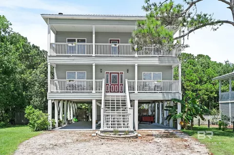 16497 Brigadoon Trl, Gulf Shores, AL 36542