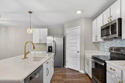 Kitchen - 7429 Brompton Dr, Foley, AL 36535 photo 5 of 8