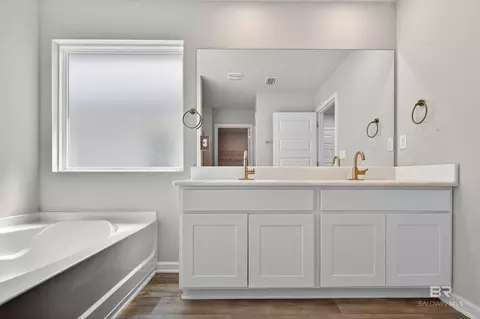 Bath - 7429 Brompton Dr, Foley, AL 36535 photo 2 of 6