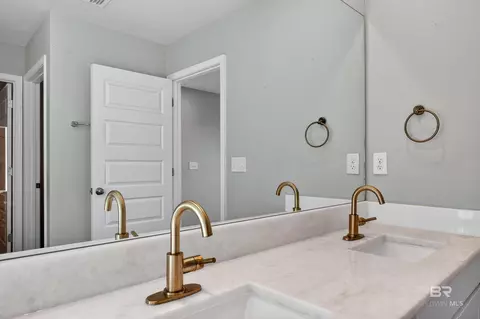 Bath - 7429 Brompton Dr, Foley, AL 36535 photo 3 of 6