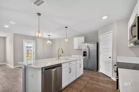 Kitchen - 7429 Brompton Dr, Foley, AL 36535 photo 6 of 8