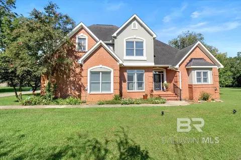 22081 Pearson St, Robertsdale, AL 36567