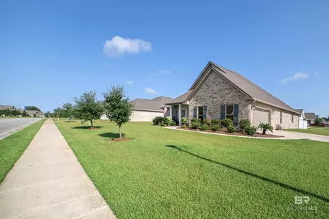 10515 Secretariat Blvd, Daphne, AL 36526