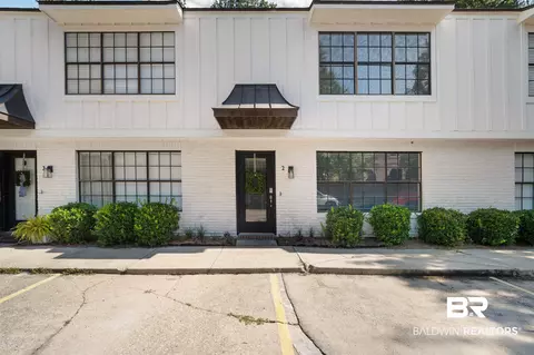 314 Gayfer Ct #2, Fairhope, AL 36532
