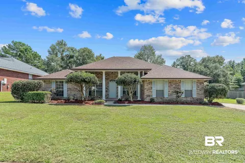 7900 Eagle Creek Dr, Daphne, AL 36526