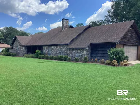1203 Phillips St, Bay Minette, AL 36507