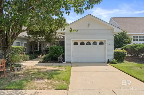 104 Homestead Vlg #7, Fairhope, AL 36532