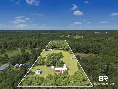 22823 Lanier Rd, Robertsdale, AL 36567