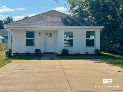 22203 6th St, Silverhill, AL 36576