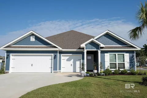 615 Shepard St, Gulf Shores, AL 36542