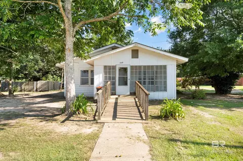 710 Dr Martin Luther King Jr Blvd, Bay Minette, AL 36507