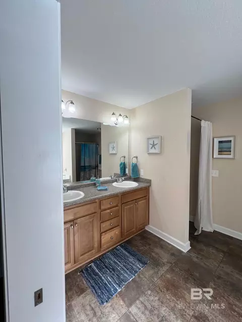 Bath - 10257 Lyttleton Loop, Lillian, AL 36549 photo 2 of 4