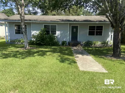 2339 Cary St, Flomaton, AL 36441