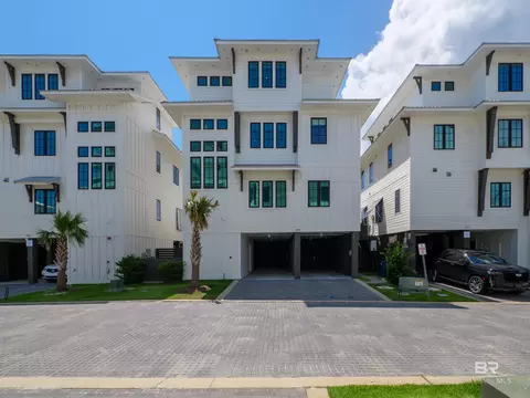 3005 Dover St, Orange Beach, AL 36561