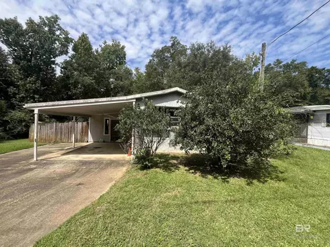 1520 Valencia Dr, Lillian, AL 36549
