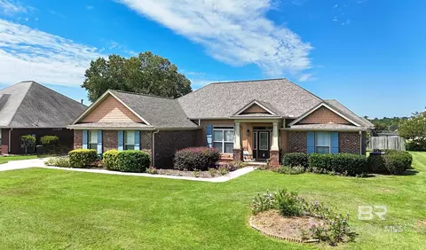 260 Royal Ln, Fairhope, AL 36532