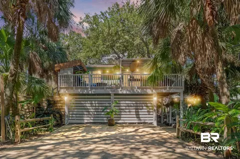 1541 Knob Hill Dr, Gulf Shores, AL 36542