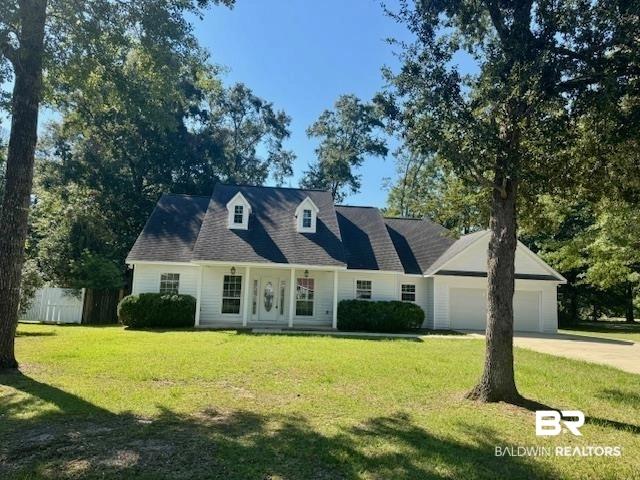 703 W 8th St, Bay Minette, AL 36507
