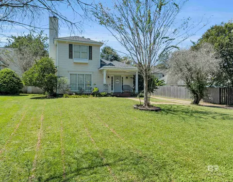 20367 River Mill Dr, Fairhope, AL 36532