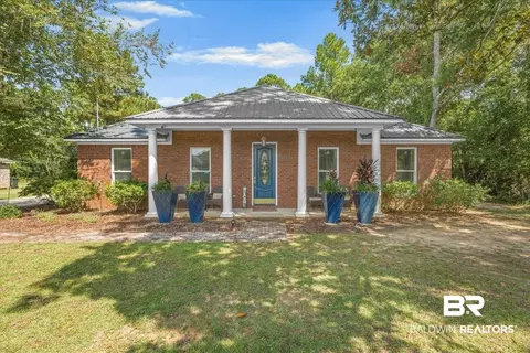 20277 Heathrow Dr, Silverhill, AL 36576