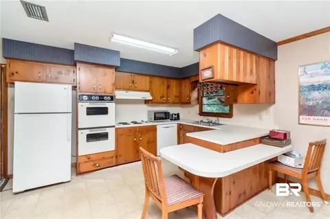 1270 Peabody Dr, Mobile, AL 36618 photo 11