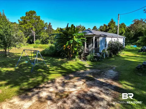32465 Jay Kee Ln, Elberta, AL 36530