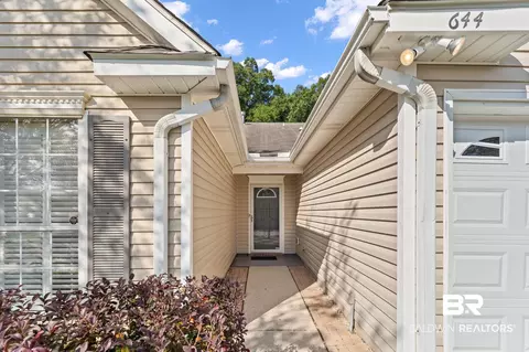 644 Spring Lake Ct, Mobile, AL 36695 photo 3