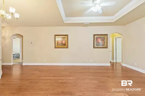1115 E Mcmurray Pl, Mobile, AL 36609 photo 12