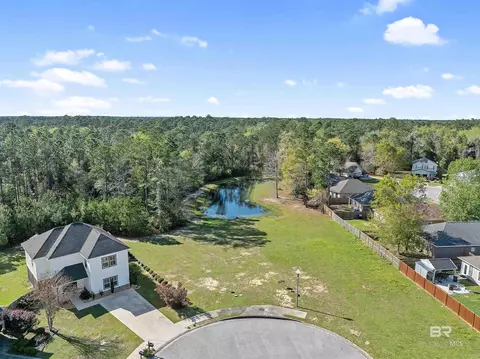 24 Trey Ln, Gulf Shores, AL 36542