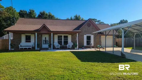 10860 Silver Creek Dr, Pensacola, FL 32506